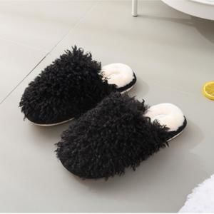 NEW DRIFWOO women fluffy slippers in black